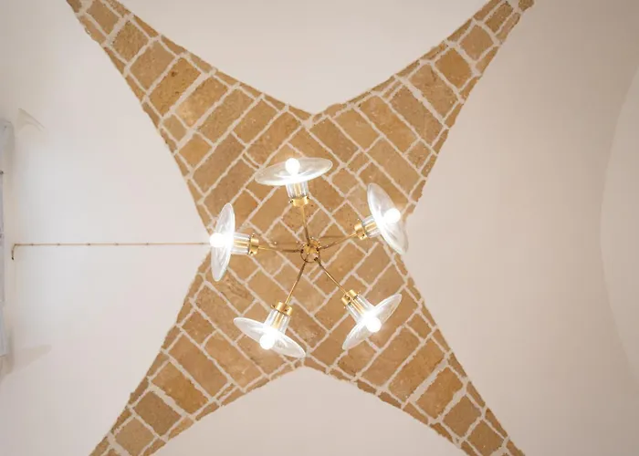 Palazzo Celina Bed and Breakfast 3*