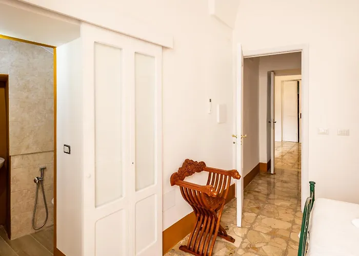 Palazzo Celina Bed and Breakfast 3*