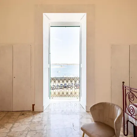 Oda ve Kahvaltı Palazzo Celina 3*